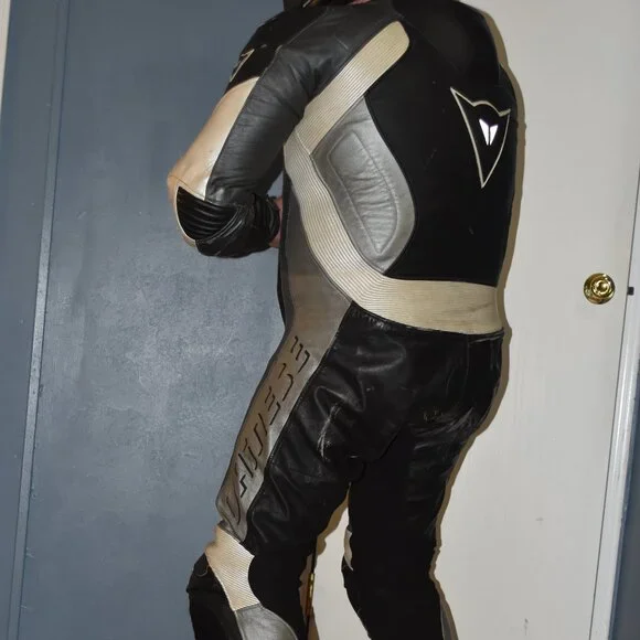 Dainese leather motorcycle suit size US46 - Euro56 - Picture 5 of 16
